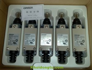 Công tắc hành trình Omron D4V-8111Z